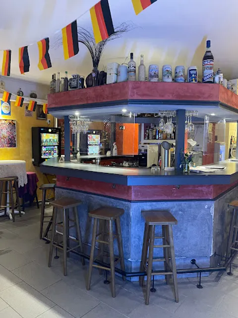 Tonis Bar Freitag GmbH