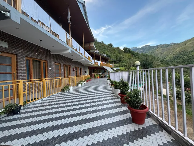 Four Season Resort Chakrata