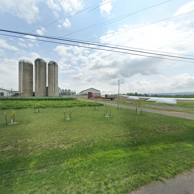 Seven Sisters Farm Market