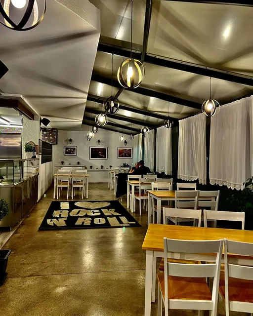 Μαγειρείο 50-50