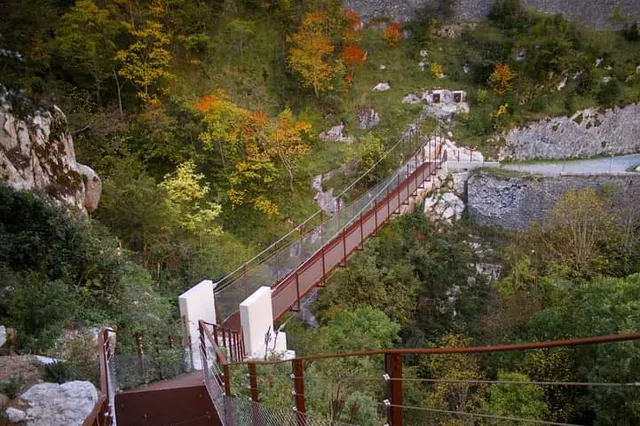 LA GRANGE Jouers Accous