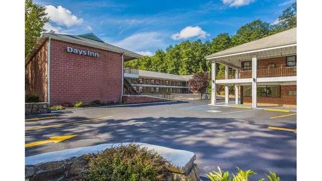 Days Inn by Wyndham Elmsford / White Plains