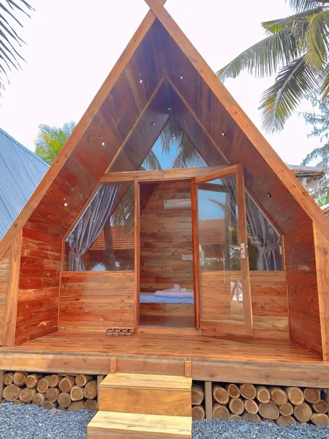 Waikiki Lagi Beach Homestay & restaurant