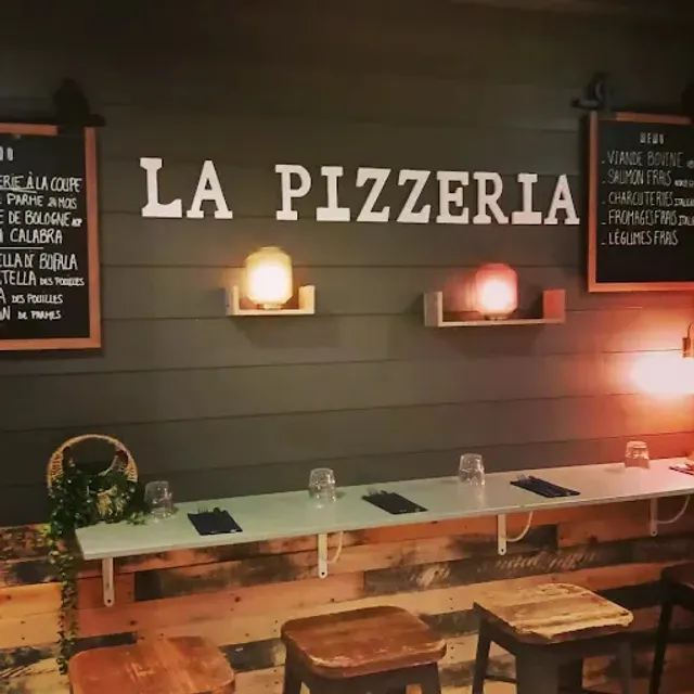 La Pizzeria