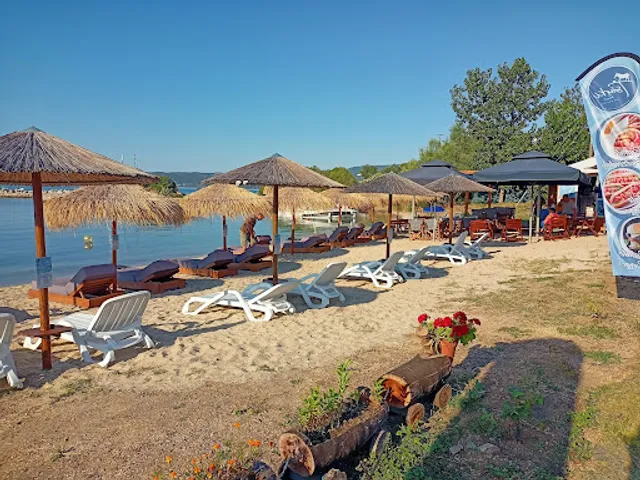 Tsarki Blue Beach Bar