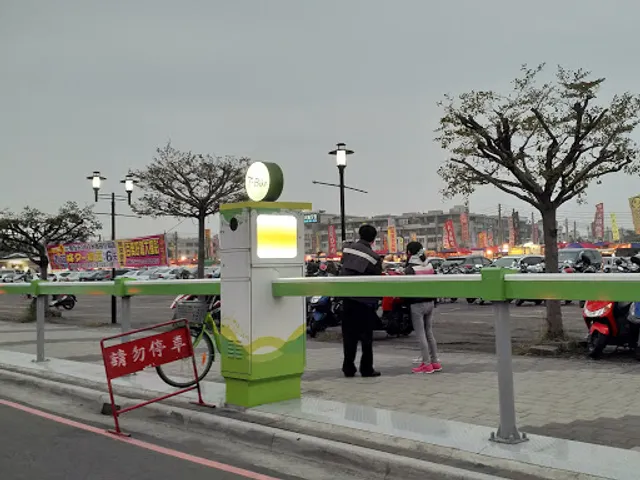 Garden Night Market (Haian Rd.)