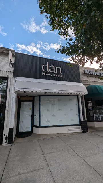 Dän Bakery & Café