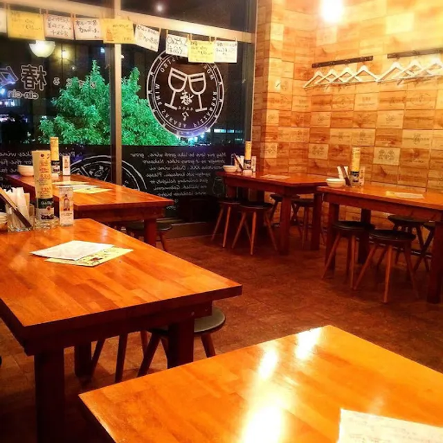 ワイン酒場 びすとろ椿々 守谷店