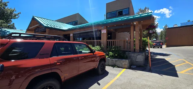 Mammoth Luxury Outlets