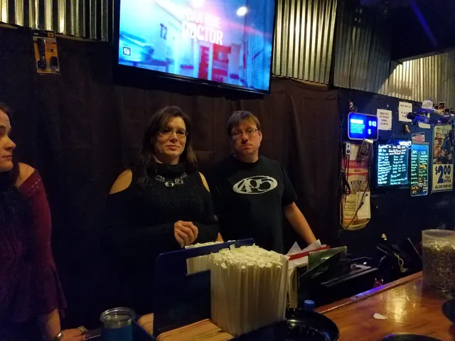 Mike's Bar and Grill