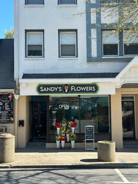 Sandy’s Flower Shop Valhalla