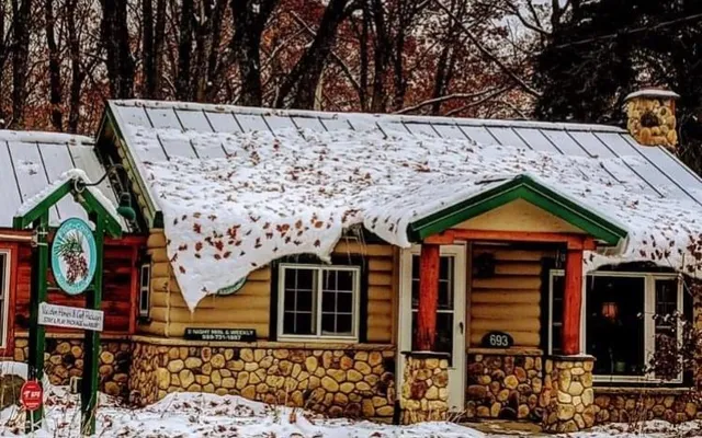 Pine Cone Accommodations