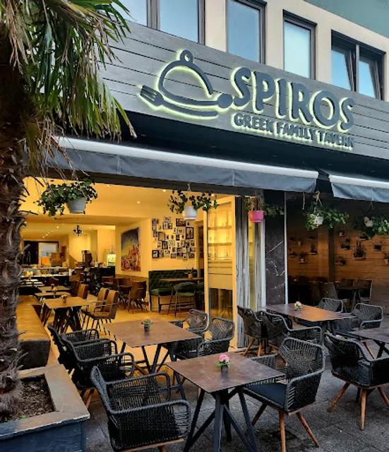 SPIROS - Greek Family Tavern