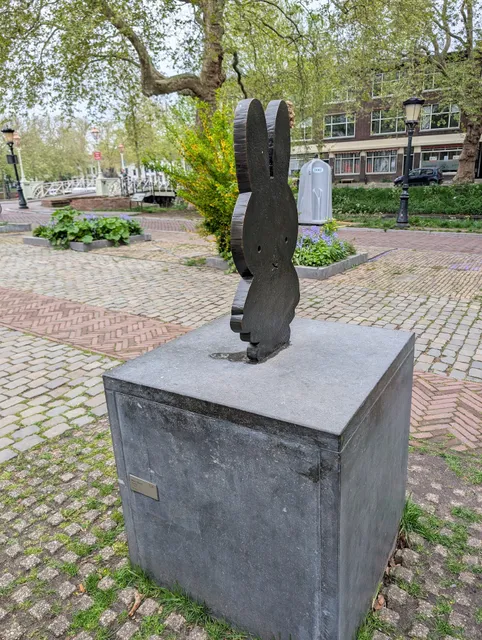 Miffy's little square