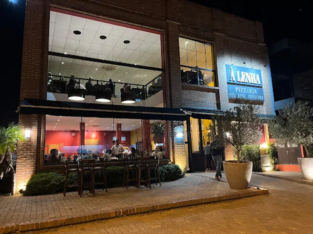 À Lenha Pizzaria
