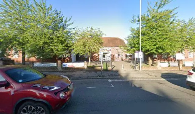 252 Northumberland Ave