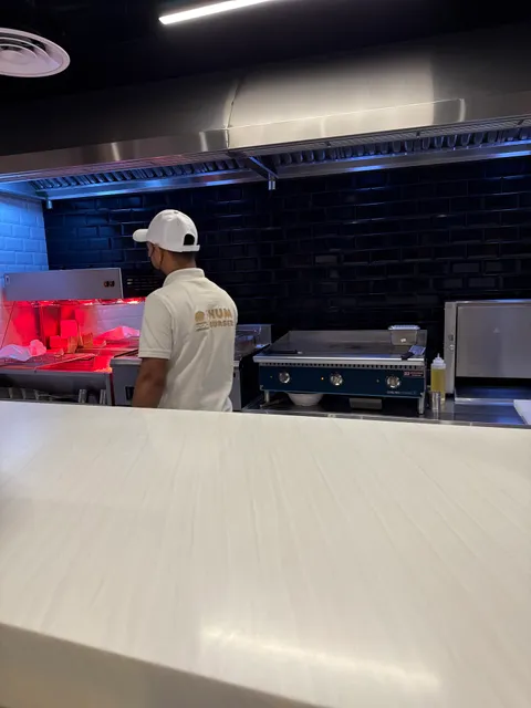 HUM BURGER