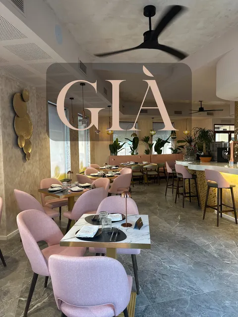 GIÀ Restaurante