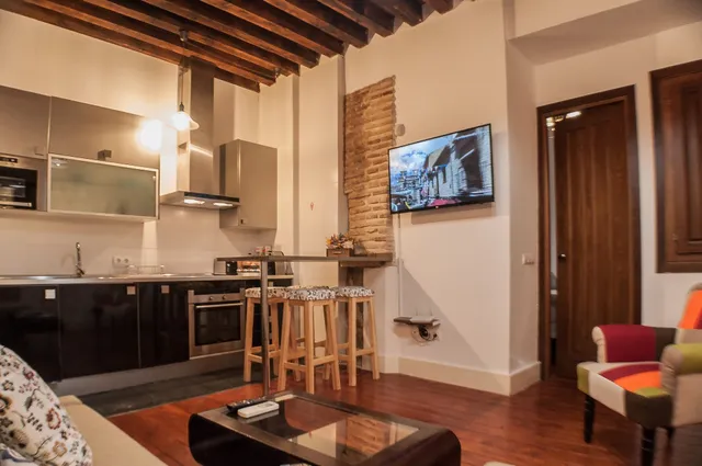 Apartamento con patio by Toledo Ap