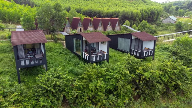 Nguyen Shack Retreat