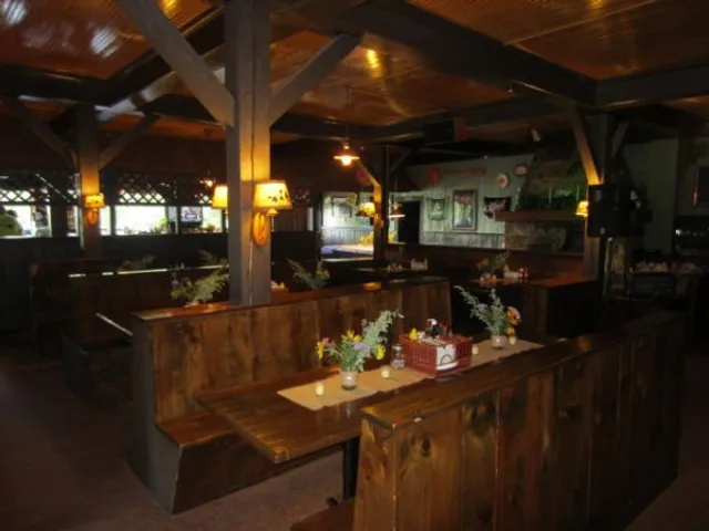 Glenmore Hotel & Duffy at the Glenmore