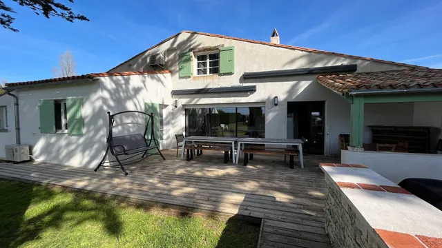 SARL LOGIS LES TROIS MOULINS