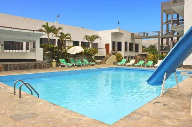 Hotel Embassy Jardin Lunahuana