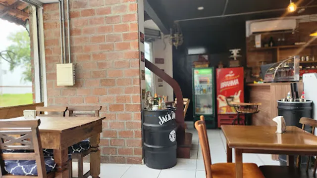 O Divino Bistro & Café