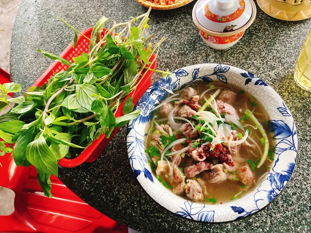Tiệm Phở bò Phong Thuận