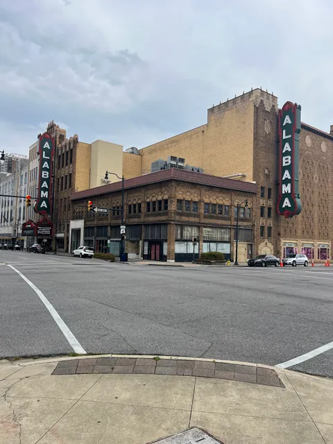 Majestic ULTRA Lounge