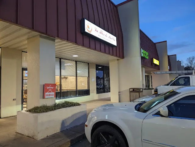 La Flor De Puebla Bakery