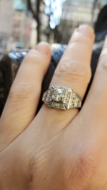 Sash Custom Made Jewelry & Repairs Inc