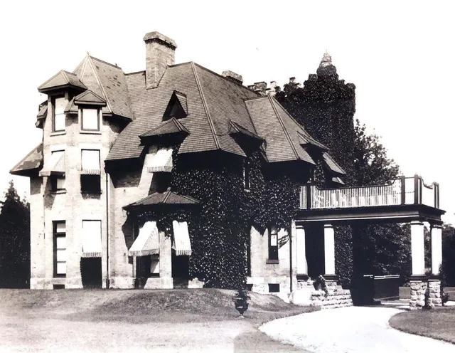 The McDermott Replica Castle