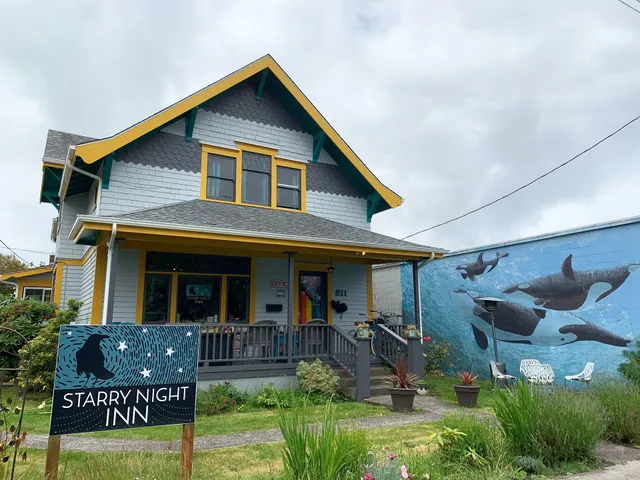 Starry Night Inn