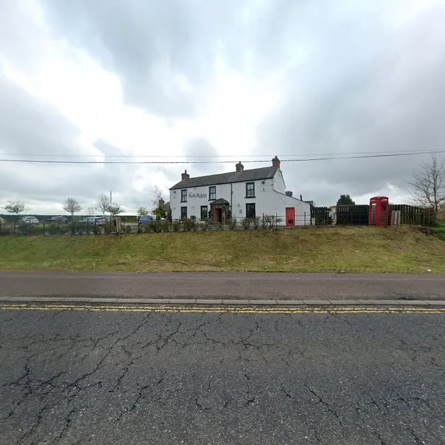 Red Robin Café and Bistro