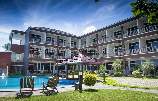 Bahamas Hotel & Resort Belitung