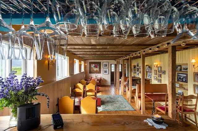 Cafe Restaurant Dunhagi