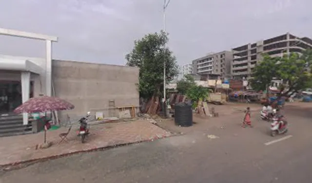 RED CHINA CHINESE AND PUNJABI