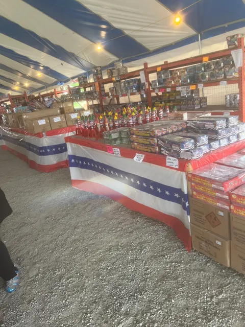 Kracklin' Kirk's Fireworks of Hickman