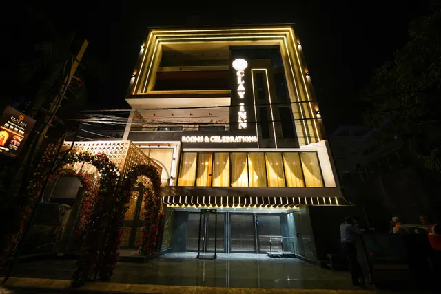 Clay Inn Hotels, Paschim Vihar