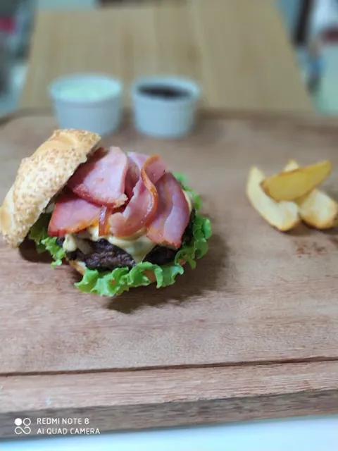 Authentic Hamburgueria