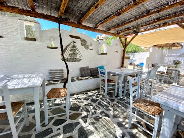 Kantouni cafe pension restaurant