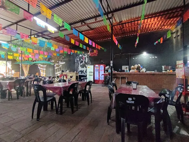 Dos Amigos La Casa de la Cecina