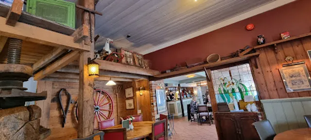 The Walnut Tree Bar & Restaurant