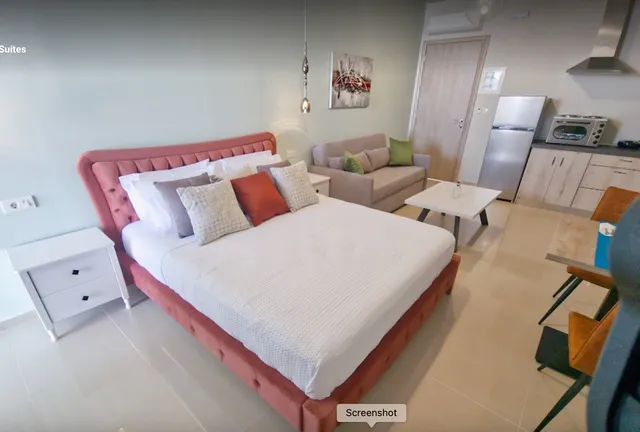 Epipleon Luxury Suites