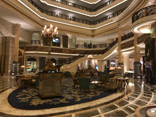 Legendale Hotel Cafe