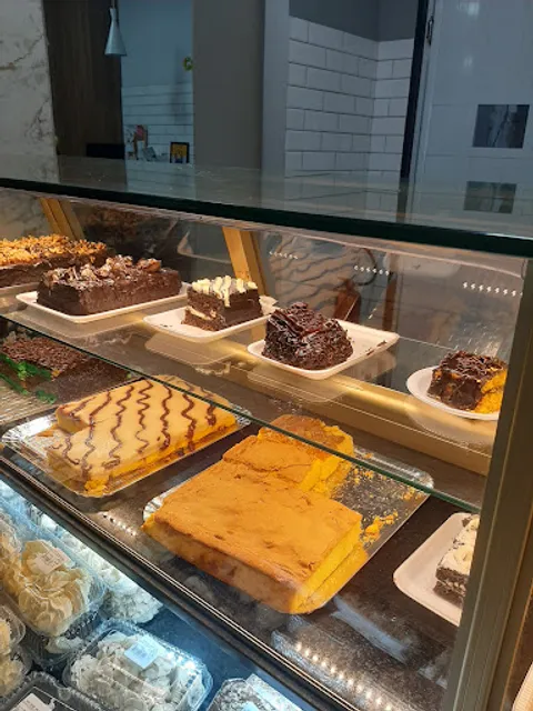 Padaria e Confeitaria Farol