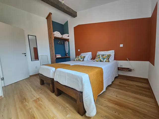 Westcanyon Apartments