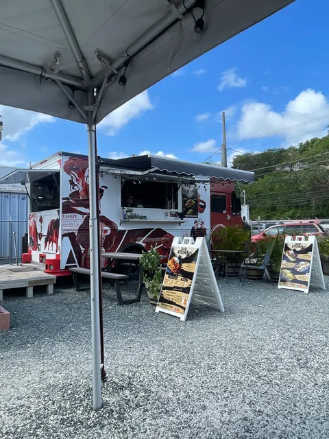 ODD KITCHEN / Cocina Libre