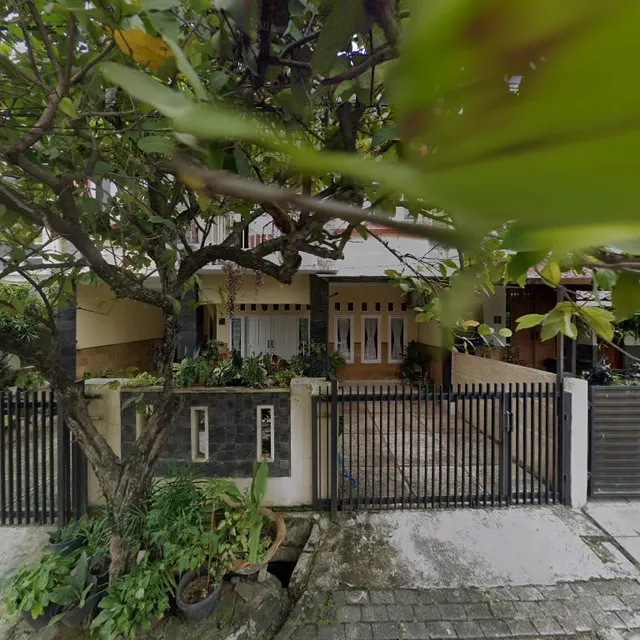 Jalan Puter III no 18 , Bintaro Sektor 5